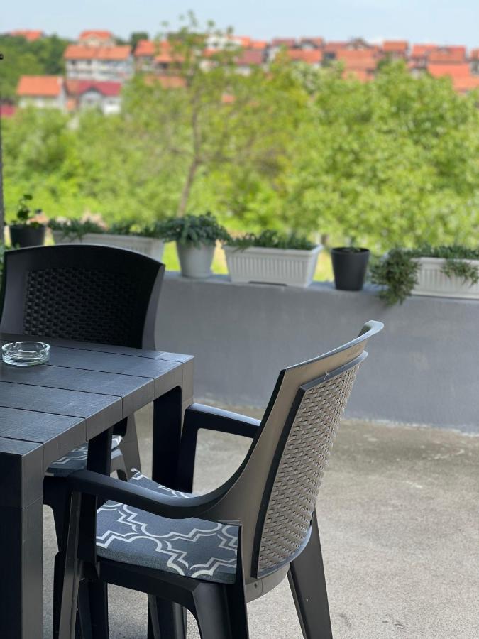 Sobe Kod Bolnice Paprikovac Quarto em Acomodações Particulares *